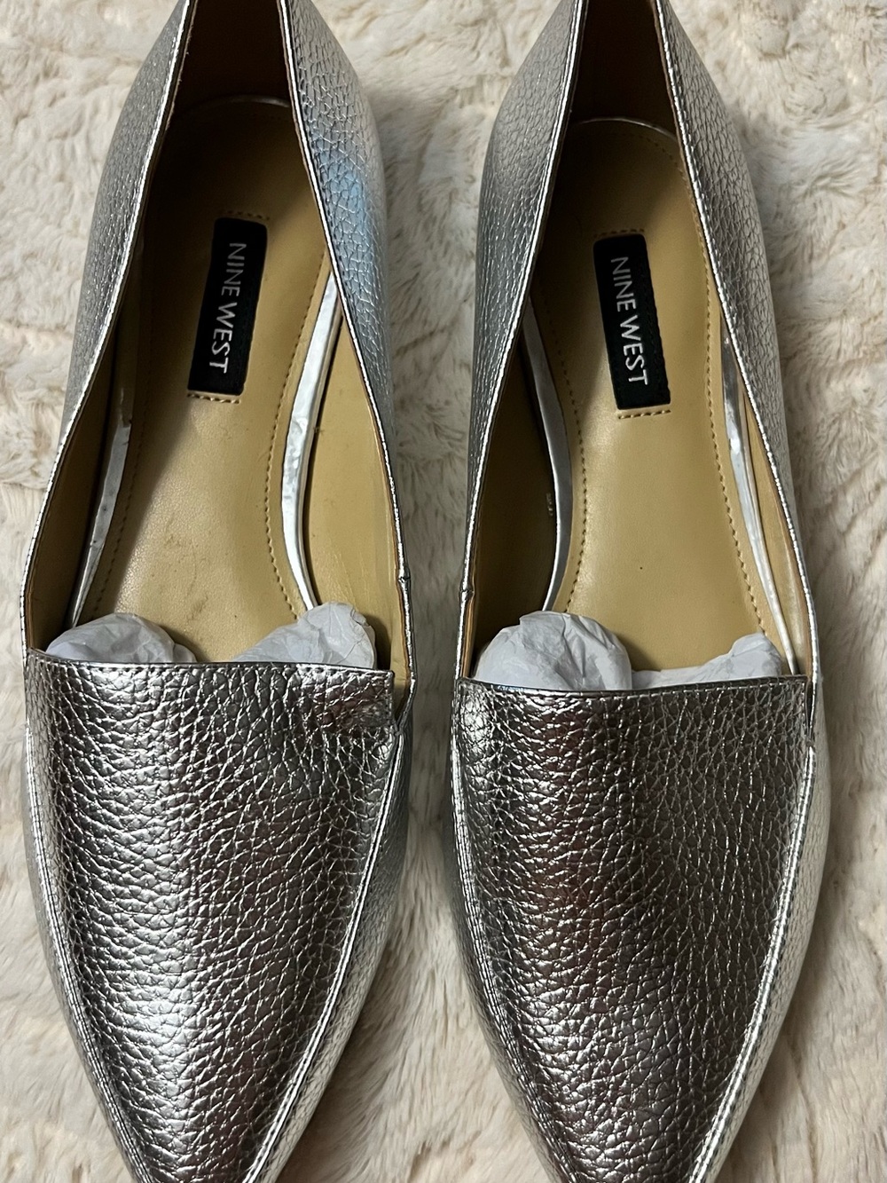 Nine West Silver Textured Pointedi Toe Flats